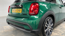 MINI Hatchback 1.5 Cooper Exclusive 3dr Auto Petrol Hatchback
